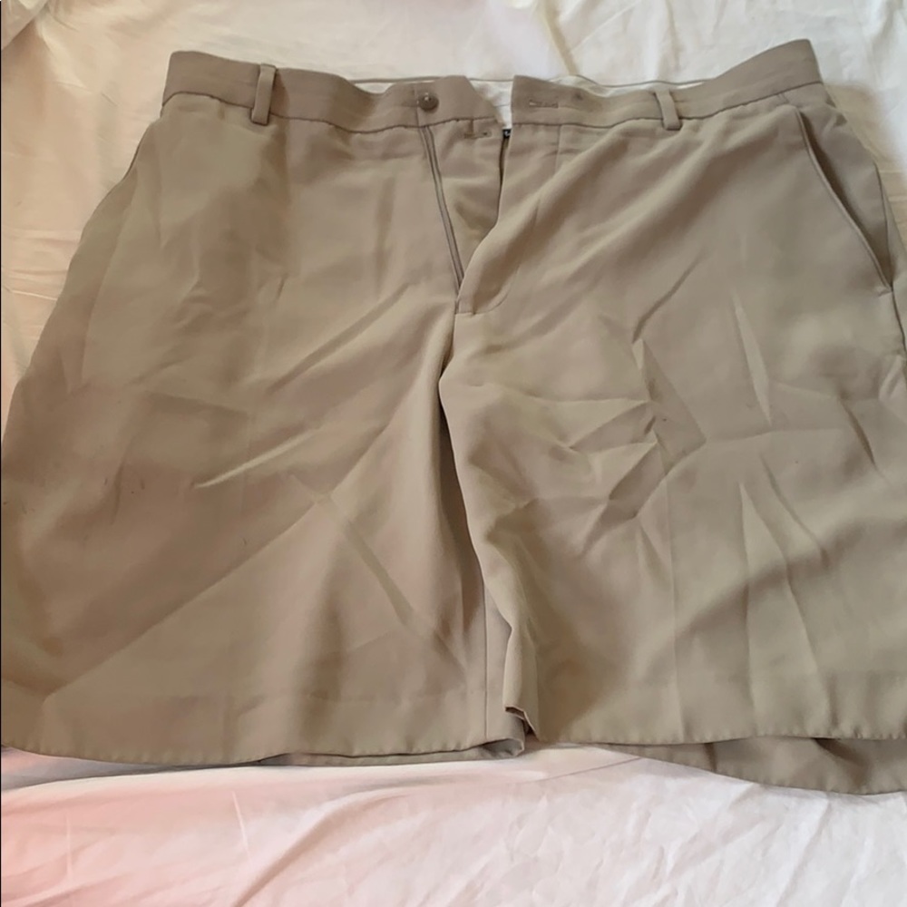Alan flusser golf shorts gently used